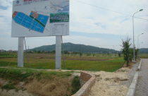 Khu công nghiệp “phơi trời” – xót lòng dân mất ruộng