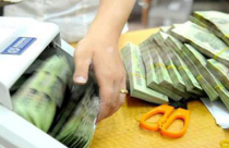 Ngân hàng thích ‘vết xe đổ’?