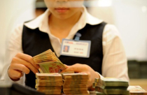 Tăng trưởng tín dụng cài số lùi?