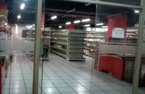 Trung tâm thương mại đìu hiu và nỗi buồn mất chợ truyền thống