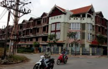 Nhà, đất mua giấy tay: Lỗi không chỉ của dân!