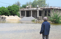 Dân không vào khu tái định cư vì... ngập