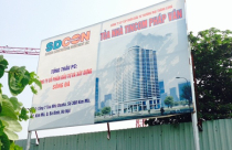 Bán nhà kiểu 'vịt trời', chủ đầu tư để thuê bao 'ò í e'