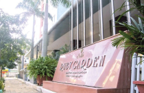 Đỏ mắt với sổ đỏ