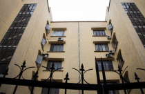 Muốn thuê nhà công vụ, ít nhất phải là thứ trưởng