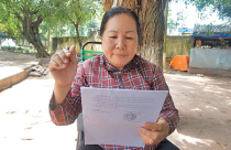 Bảy năm kiện đòi tiền vì "râu ông cắm cằm bà"