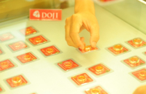 Giá vàng thế giới lên cao nhất hơn một tháng