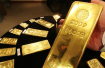 Khủng hoảng tài chính tại Nga kéo giá vàng giảm