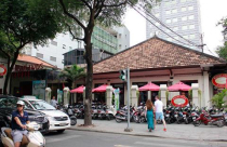 Phá dỡ 13 biệt thự cũ Sài Gòn:Không chờ "lệnh" là sai!