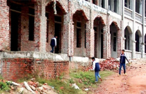 Hà Nội: Nhiều công trình xây dựng dở dang