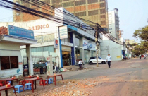 Hoang phí đất công