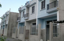 Nhà phố giá rẻ rao bán khắp Sài Gòn