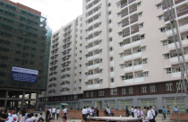 Thị trường bất động sản năm 2015: Chưa hết khó khăn