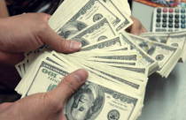 1 tỷ USD và nước cờ chủ động đảo nợ