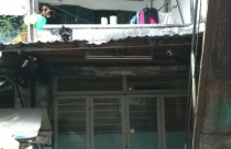 Ngang nhiên chiếm nhà người khác