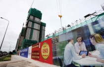 Nhà ở xã hội: Siết và nới