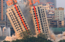 Thêm ông lớn bất động sản Trung Quốc sa lầy