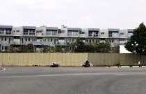 Đô thị "hoang", đất "vàng" bỏ phí: Ở những nơi không có… bóng người