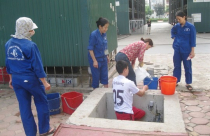 Hàng ngàn dân chung cư cao cấp khốn đốn vì thiếu nước