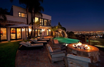 Nhà giàu Trung Quốc thu gom bất động sản ở Mỹ