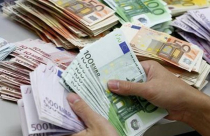 Đồng euro vững giá nhờ số liệu kinh tế lạc quan từ Eurozone