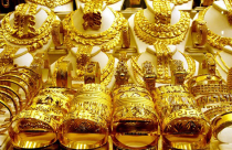 Giá vàng SJC giảm nhẹ