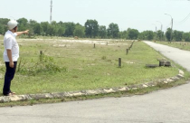 Hàng loạt khu tái định cư “treo”