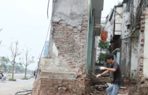 Không để phát sinh thêm nhà siêu mỏng, siêu méo