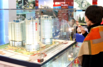 Sàn BĐS ồ ạt đóng cửa, cò đất tay bo tung hoành