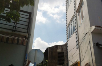 Thi công làm hư hỏng hàng trăm căn nhà ở TP.HCM