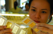 Vàng đã hết thời “vàng son”?