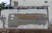 Ai mua “bức tường 1 tỷ đồng“?