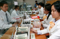 Tỷ giá giảm nhiệt sau cuộc họp khẩn của Thống đốc