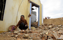 Cấp đất tái định cư rồi... thu hồi