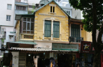 “Tính mạng” biệt thự cũ Hà Nội và người dân sinh sống đang “nguy kịch”
