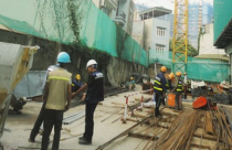 Dân khổ vì công trình xây dựng