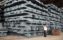 DN điêu đứng, Nhà nước thất thu hàng triệu USD vì thép Trung Quốc