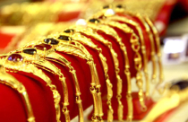 Giá vàng xuống đáy 3 tuần
