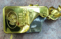 Đường đi của vàng giả vào Việt Nam