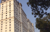 Cưỡng chế thu phí bảo trì chung cư: Còn băn khoăn tính khả thi