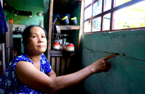 Lu rung gây nứt nhà dân, đền bù cho mỗi hộ... 0 đồng(!)