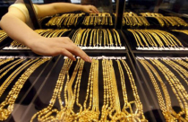 Giá vàng vượt đỉnh 3 tháng