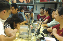 Mua vàng tích trữ khi giá ở cữ thấp