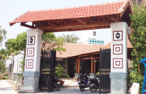 Phú Yên: Cưỡng chế tháo dỡ hai nhà hàng xây dựng không phép“