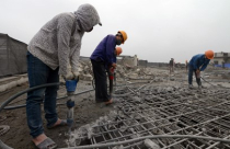 Nhà 8B Lê Trực: Công tác phá dỡ diện tích vi phạm bị cản trở