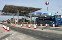 Trạm thu phí BOT dày đặc: Khi “tiền phí cao hơn tiền xăng!”