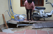 Xây khách sạn gây sụt, nứt nhà dân