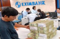 Nhiều sức ép “đè” lãi suất