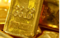 Giá vàng giảm do lo ngại về viễn cảnh chính sách của Fed