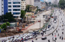 Đường Vành đai 2,5 (quận Hoàng Mai): Thi công dang dở, làm khổ bao người